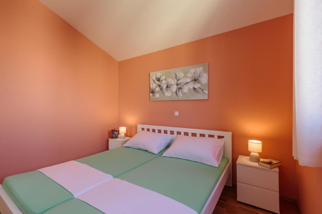 Apartmani Emil Τρογκίρ Εξωτερικό φωτογραφία