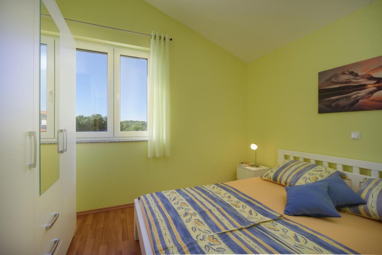 Apartmani Emil Τρογκίρ Εξωτερικό φωτογραφία