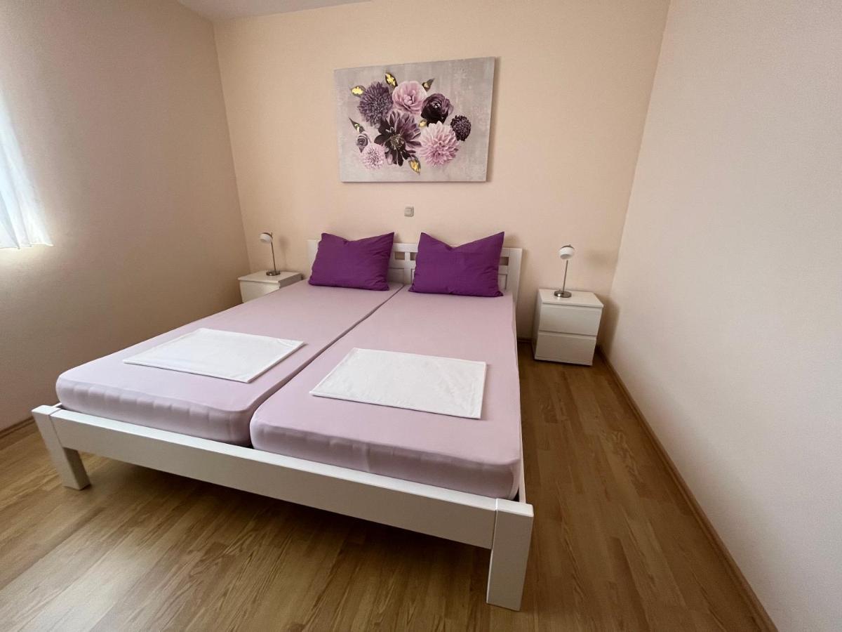 Apartmani Emil Τρογκίρ Εξωτερικό φωτογραφία