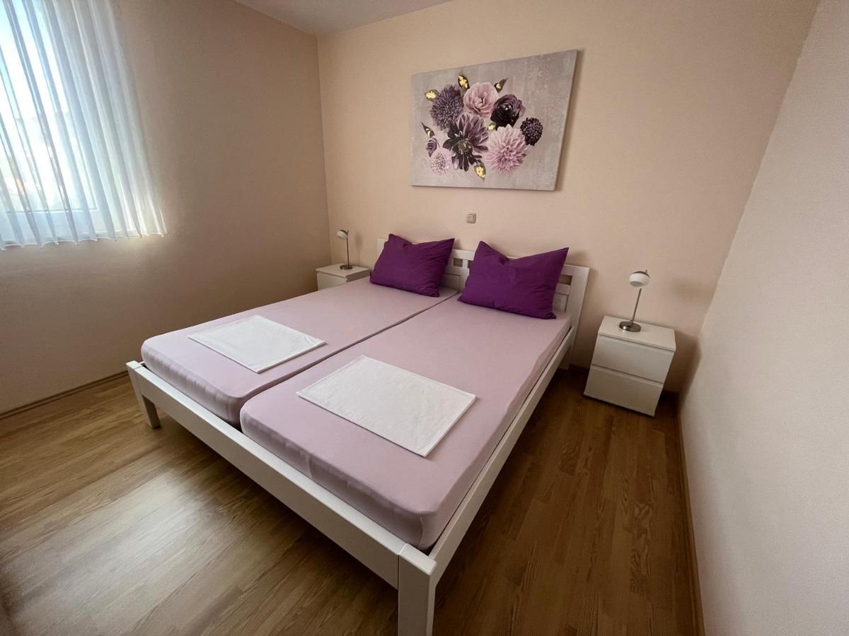 Apartmani Emil Τρογκίρ Εξωτερικό φωτογραφία