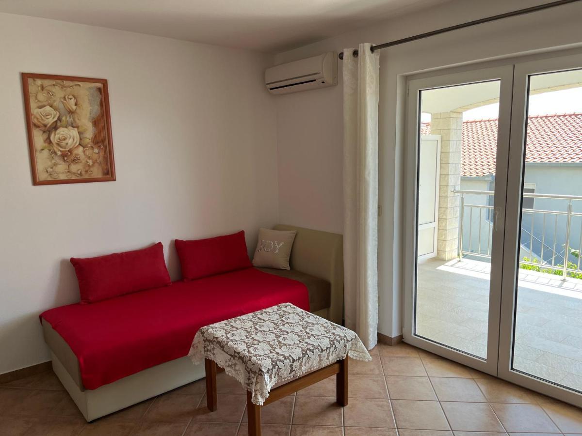 Apartmani Emil Τρογκίρ Εξωτερικό φωτογραφία